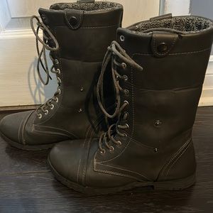 COPY - grey tall cute fall/winter boots
